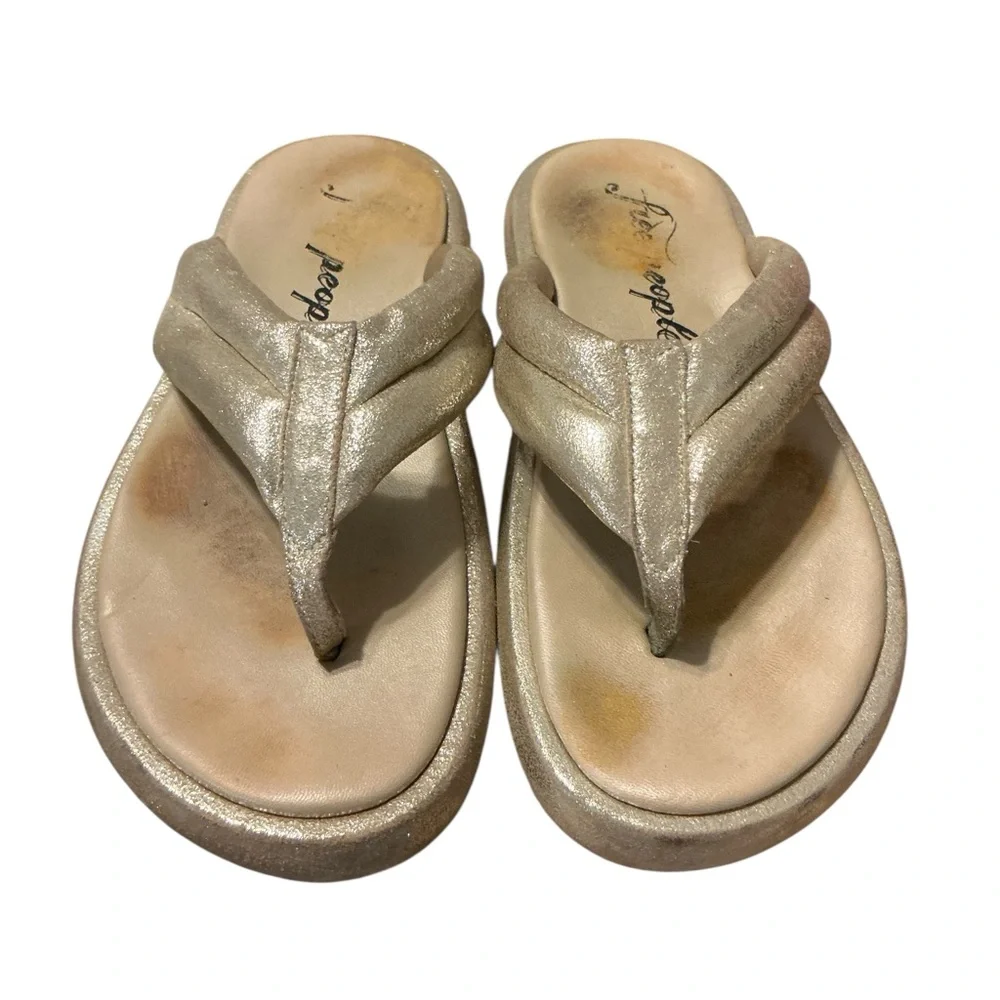 Free people Elegant Gold‎ Women's Sandals size 7